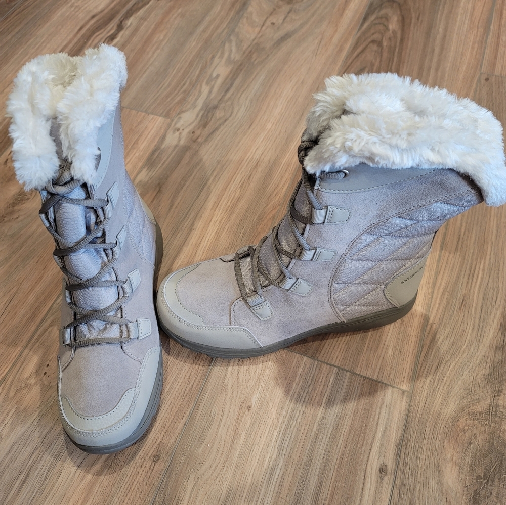 New Columbia Winter Boots